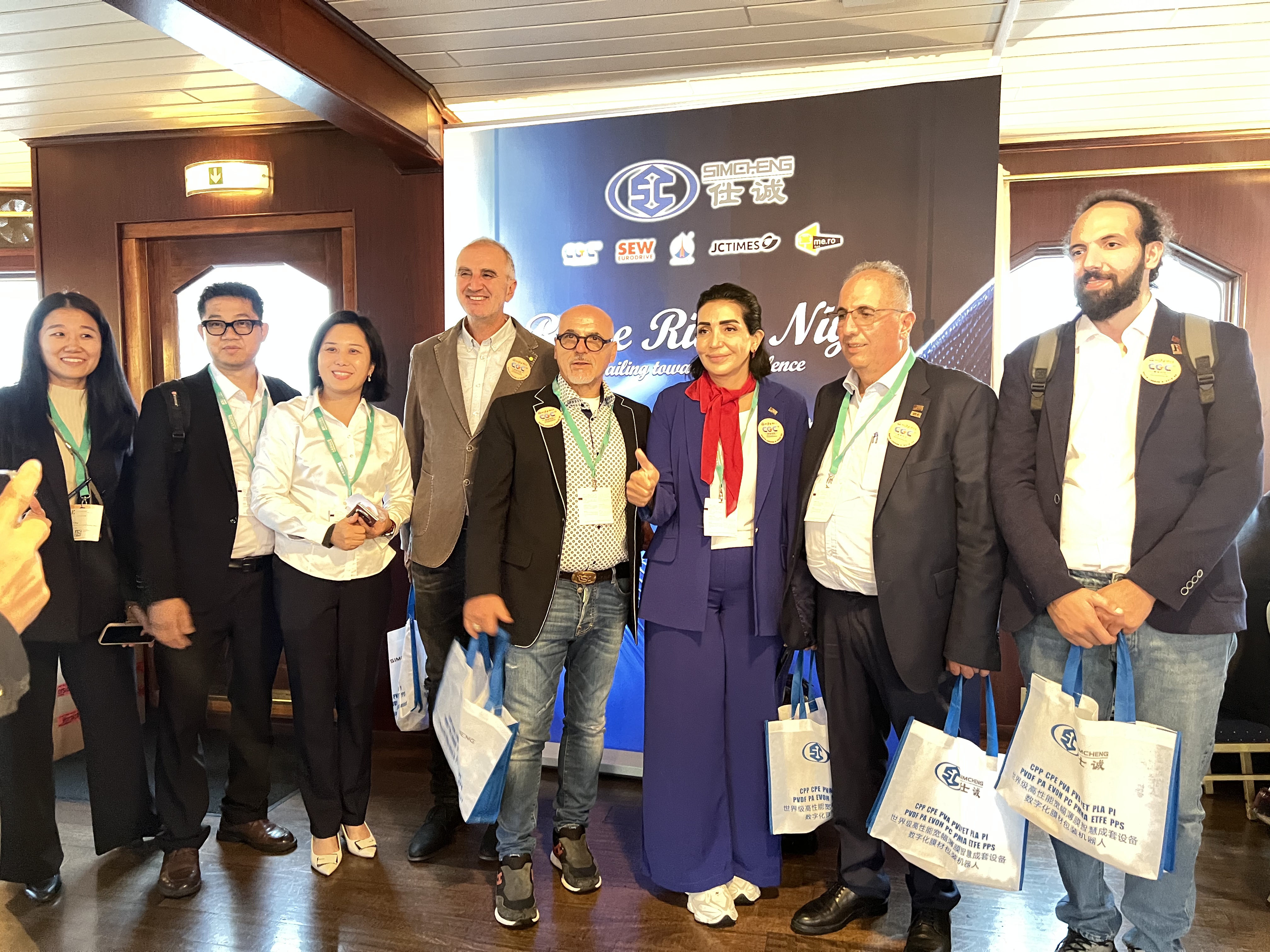 ea32934a-28be-4dcd-b46d-e0ed8b7e46e6.jpg ea32934a-28be-4dcd-b46d-e0ed8b7e46e6.jpg